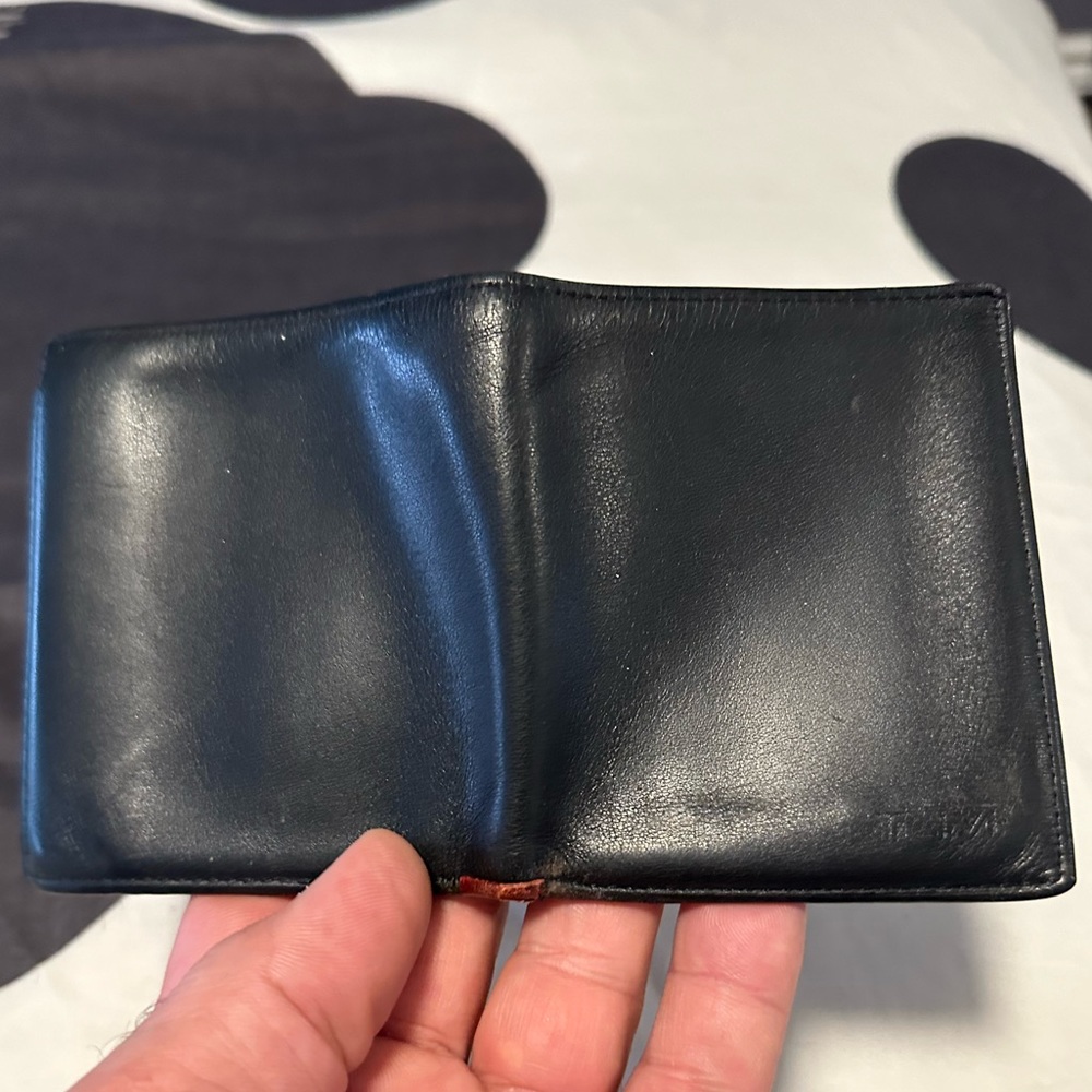 Tumi bifold Men’s wallet